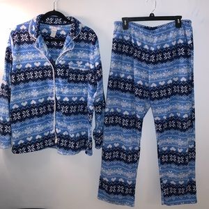 Woman’s Christmas Pj set